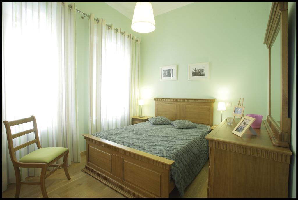 Apartamento Casa da Irene Nazaré Habitación foto